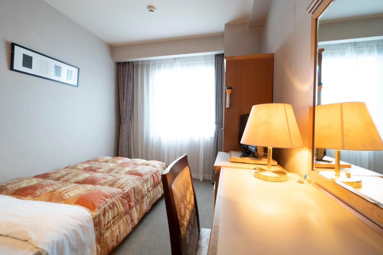 Hotel Econo Komatsu Komacu Kültér fotó